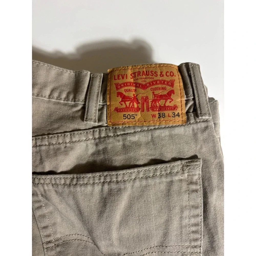 Levi's 505 Jeans Mens 38x34 Brown 5 Pockets Streetwear Flat Front Straight Leg